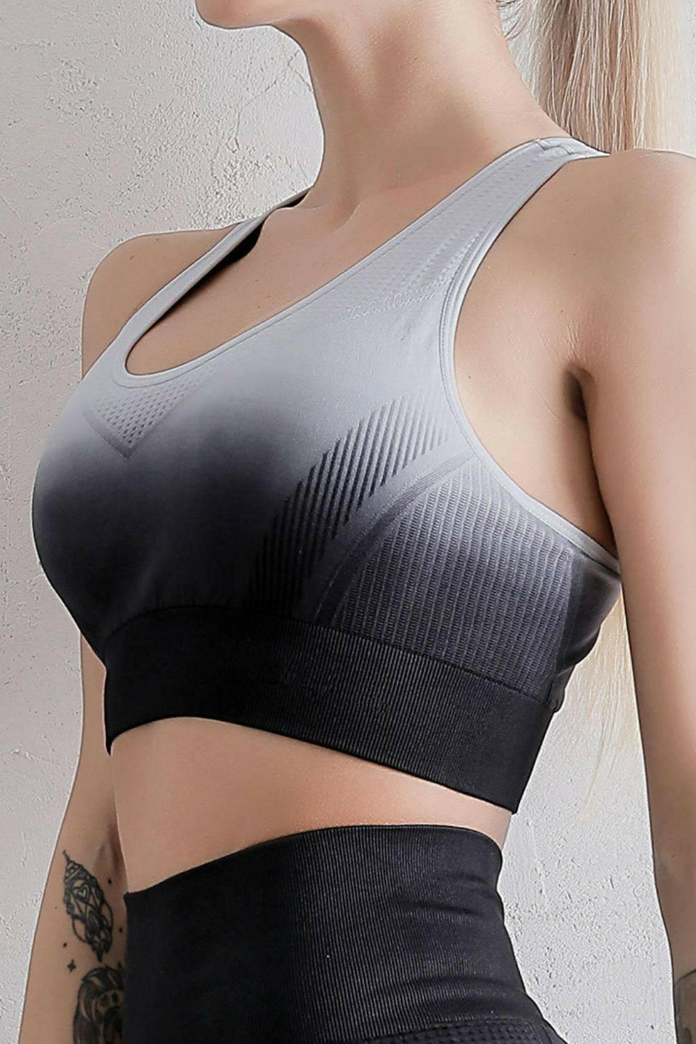 LGC Gradient Racerback Sports Bra - Le Grand Chevalier Le Grand Chevalier Trendsi Sports Bra