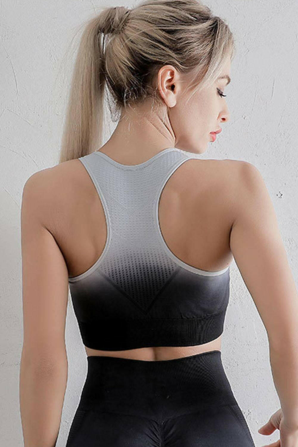 LGC Gradient Sports Bra and Leggings Set - Le Grand Chevalier Le Grand Chevalier Trendsi Women Sportswear